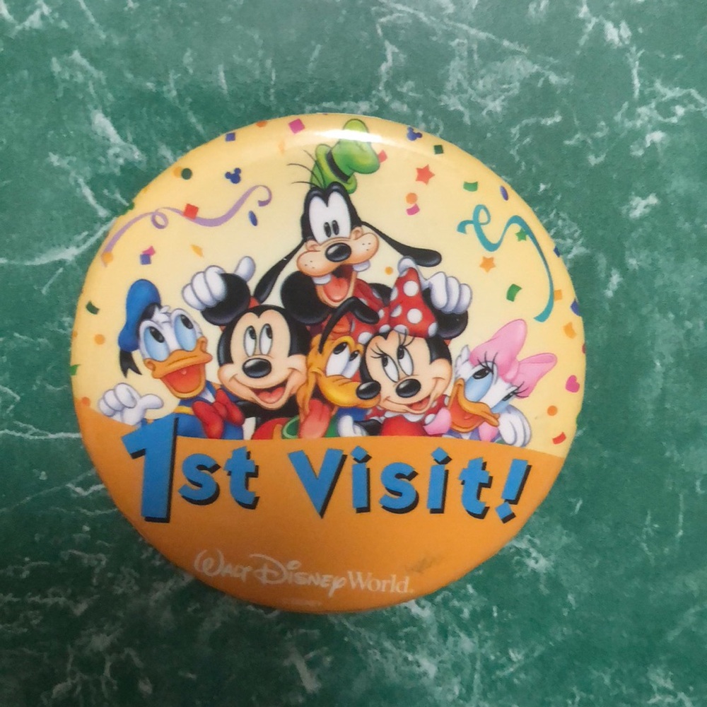 Disney world first visit button - Picture 2 of 2